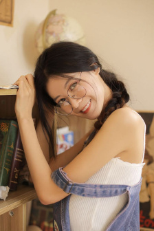 伦文叙老点柳先开